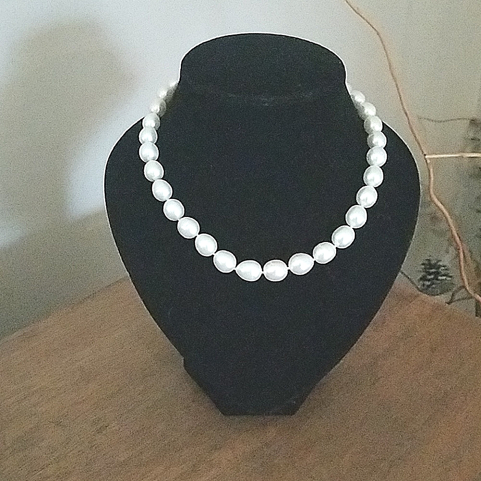 Amar Sukhmani Freshwater Pearl Necklace